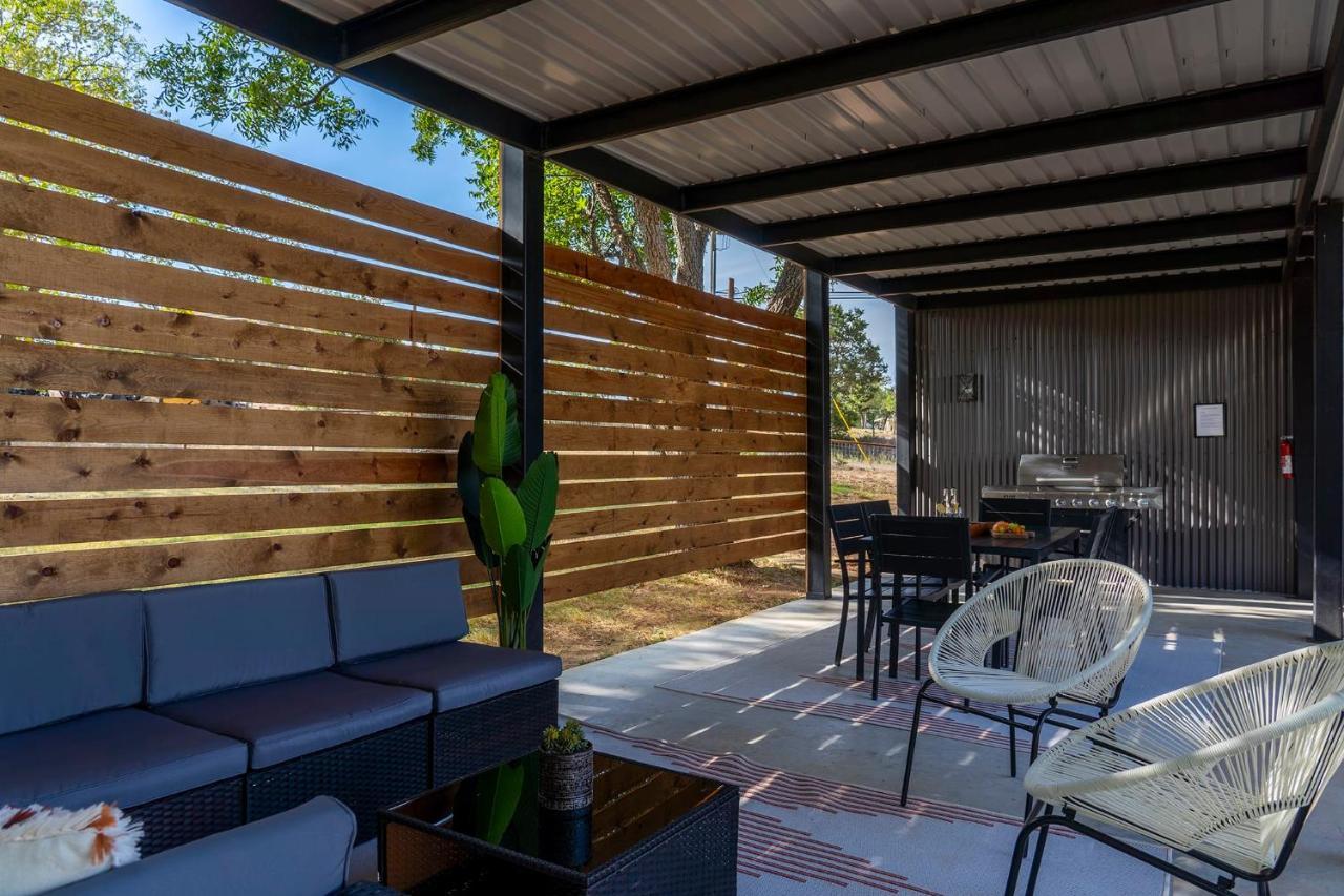 프레드릭스버그 Container Haus Pet Friendly With Cowboy Pool 빌라 외부 사진